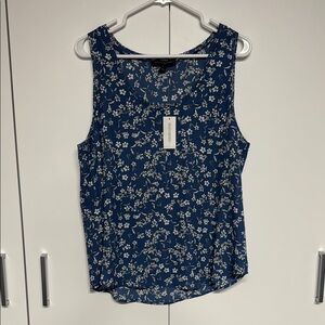 Banana Republic Blue and White Floral Tank Top Blouse NWT